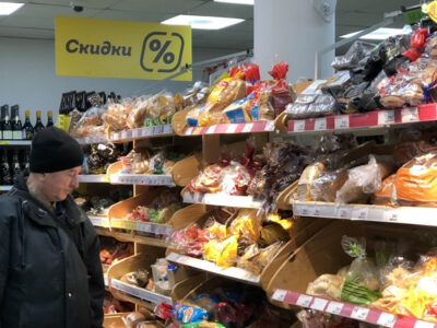 російський бізнес скаржиться на відсутність грошей у населення  