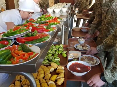 Міністр оборони ініціює запровадження нового підходу щодо харчування військових  