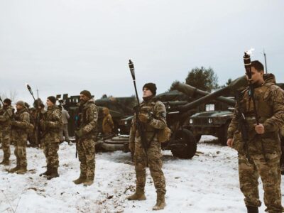 Україна має отримати все необхідне, щоб надійно захистити наших людей від російської ескалації — Президент