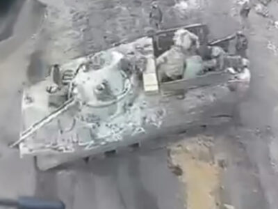 Ударом дрона-камікадзе було знищено ворожу БМП та її екіпаж  