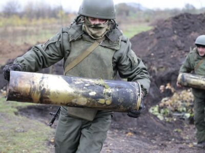 росіянам наказують жорстко економити боєприпаси — ГУР