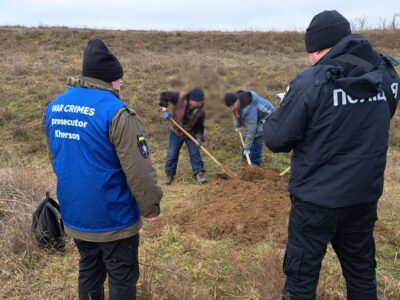 Розстріляли за проукраїнську позицію: на Херсонщині ексгумували тіло місцевої  