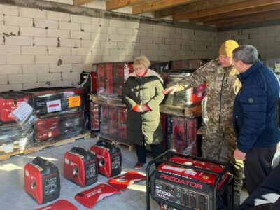 Понад 10 тисяч генераторів для українських захисників прямує з Америки  