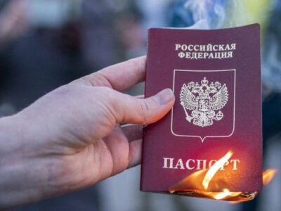 Ворог продовжує примусову російську паспортизацію українських громадян на Херсонщині