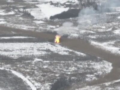 Ось так російська техніка в Україні стає брухтом, а окупанти — безвісти зниклими  