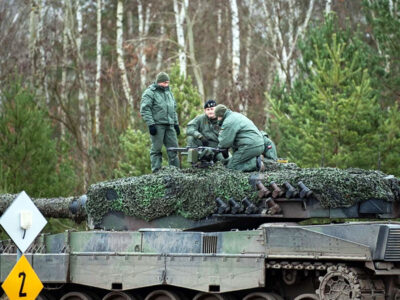 У Польщі продемонстрували, як українські військові тренуються на Leopard  