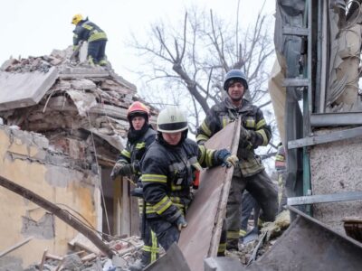 У Краматорську завершено рятувальні роботи: під завалами будинку загинули 4 людини  