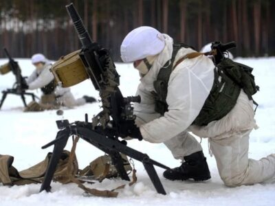 російська артилерія обстріляла прикордонний населений пункт на Сумщині  