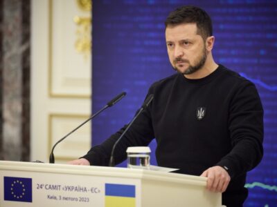 Україна готується до можливого наступу росії, нам потрібно більше зброї, зокрема далекобійної — Володимир Зеленський  