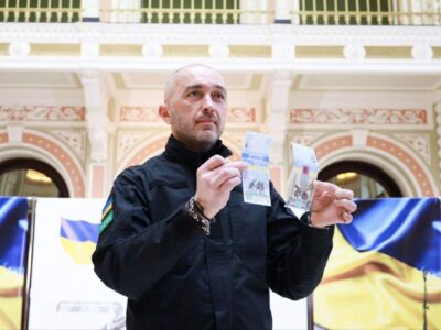 Пам’ятна банкнота «Пам’ятаємо! Не пробачимо!» увічнила силу духу та героїзм українців  