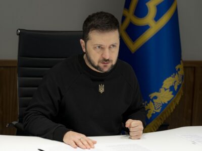 Ситуація на фронті та забезпечення зброєю: Президент провів засідання Ставки Головнокомандувача  