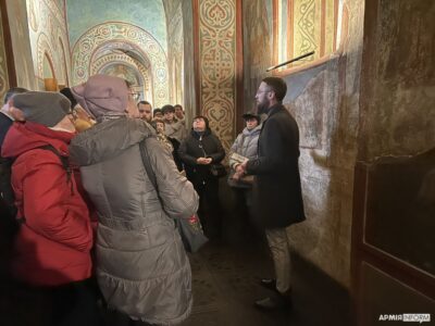 У Софійському соборі презентували виставку, присвячену російсько-українським війнам  