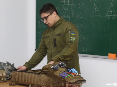 Майбутні військові лікарі практикуються на базі медпункту батальйону  