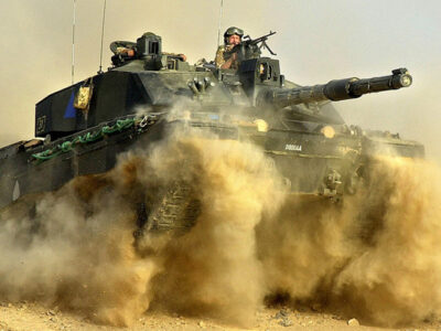 Українські військові у Великій Британії завершили навчання на танках Challenger 2  