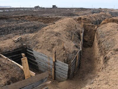 На південь України окупанти підтягнули додаткові інженерні підрозділи строковиків  