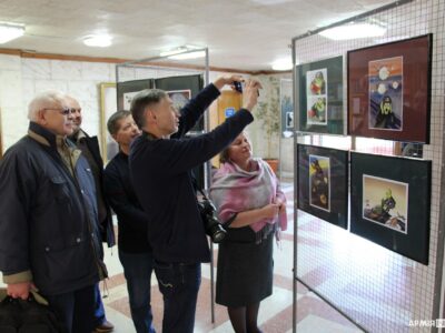 У Рівному стартував унікальний мистецький проєкт «Карикатурою проти війни»  