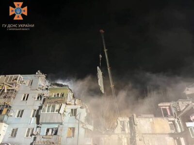 Кількість загиблих внаслідок ракетного удару рф по житловому будинку в Запоріжжі зросла до 13 осіб  