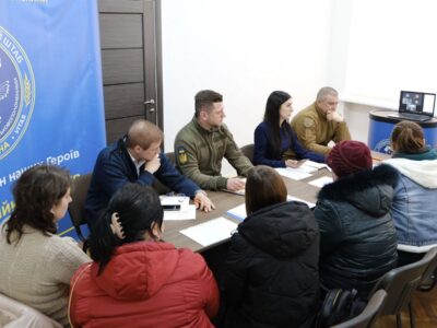 У Координаційному штабі з питань поводження з військовополоненими відбулася зустріч з родинами українських воїнів