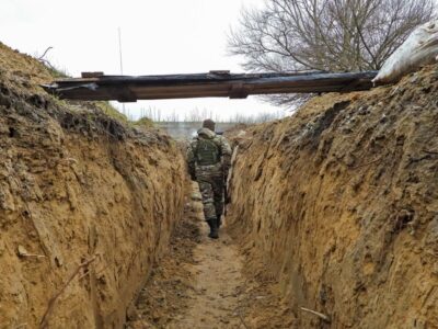Для чого окупанти облаштовують нові позиції у своєму глибокому тилу на лівобережжі Херсонщини  