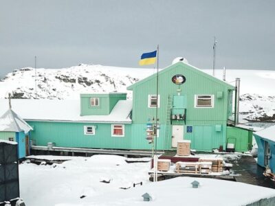 Захисник України очолює експедицію в Антарктику  