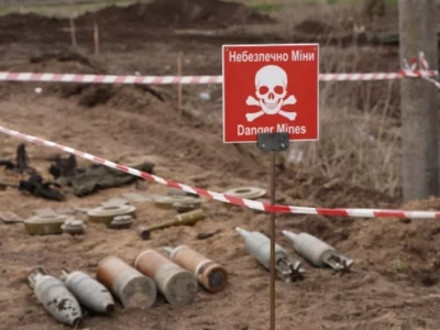 Канада виділила $3 млн на розмінування території України  