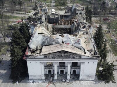 Не пробачимо окупантам жодної зруйнованої долі — глава держави про роковини трагедії в Маріуполі  