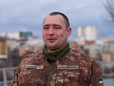 Донеччанин, що у 2015-му зазнав складного поранення на фронті, зараз «полює» на російські ракети  