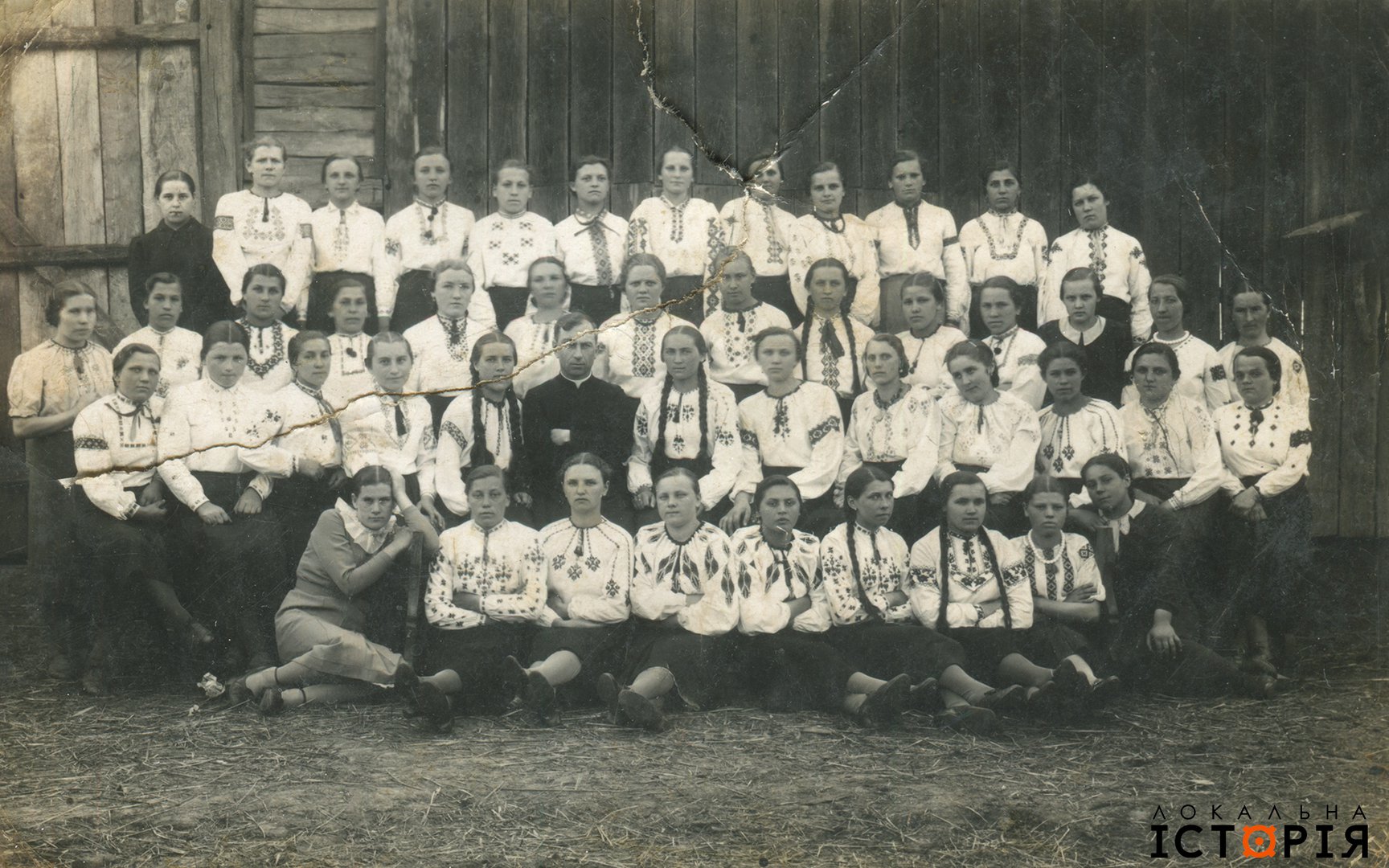 Церковний хор, м. Журавно Жидачівського повіту Станіславівського воєводства, 1930-ті роки (джерело: «Локальна історія»)