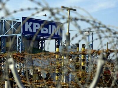 Окупанти в Криму розсилають інструкції, як поводитися під час бойових дій  