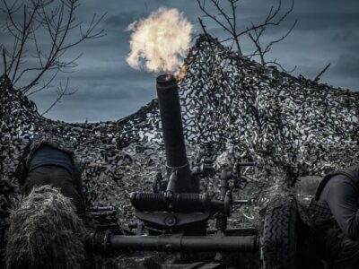 Свобода мільйонів українців під загрозою, ми повинні продовжувати цю битву — Президент України  