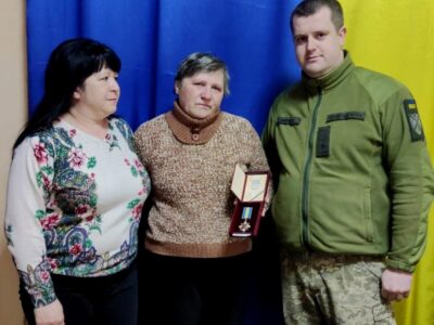 Родині загиблого воїна зі Львівщини вручили державну нагороду  