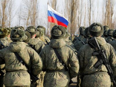 Строковиків у Криму окупанти агітують підписувати контракти з мо рф через величезні втрати