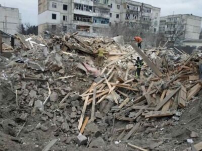 Ворог завдав авіаційних та ракетних ударів по цивільній інфраструктурі  