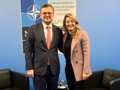 Дмитро Кулеба обговорив із главою МЗС Канади допомогу Україні та майбутній саміт НАТО  