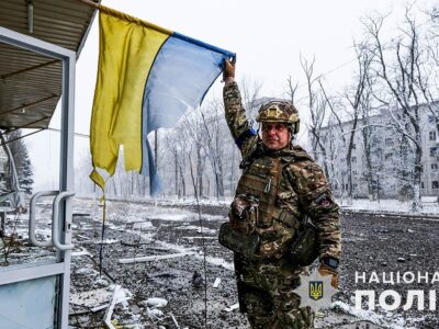 Група «Білий Янгол» евакуює людей з Авдіївки, яка перебуває в «червоній зоні»  