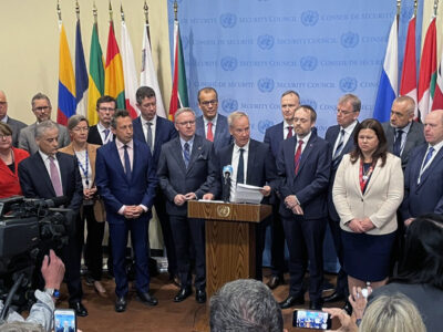 Посли 27 країн ЄС закликали росію вивести війська з України  