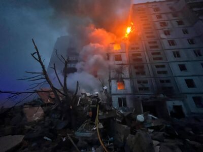 Унаслідок ракетного удару по Умані пошкоджено майже 10 багатоквартирних будинків — Президент  