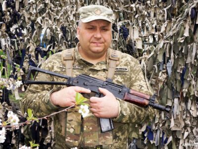 Як майор встиг послужити у трьох силових відомствах та дослужився до… старшого солдата  