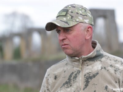 Мав «бронь» за номером 0001, але не всидів удома  