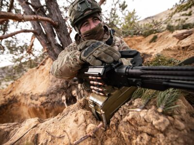 Сили оборони відбили 15 атак ворога східніше Степового, Авдіївки та Первомайського  