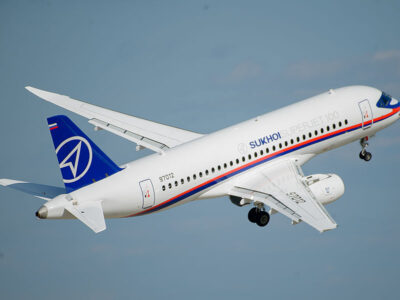 Через санкції російські авіакомпанії можуть зупинити експлуатацію Superjet  