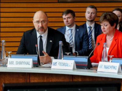 Денис Шмигаль: У 2023 році на проєкти швидкої відбудови потрібно $14 млрд  