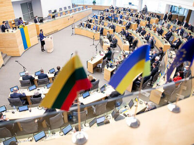 Сейм Литви ухвалив резолюцію, в якій офіційно запрошує Україну до НАТО  