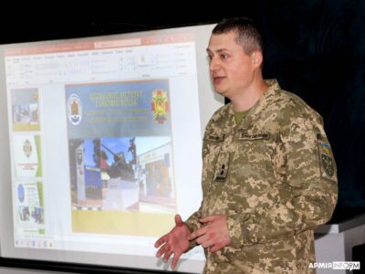 У Сумах школярі вивчають «Захист України» з допомогою настільних ігор на військову тематику  