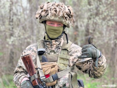 «Я знаю, що в так званій лнр за мене готові заплатити 18 тисяч доларів» — снайпер Данило  