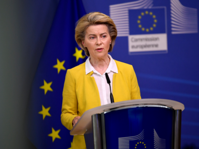 Очільниця Єврокомісії закликала надати Україні далекобійну зброю  