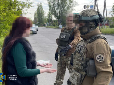 У Херсоні затримано медсестру, яка «зливала» ворогу персональні дані українських захисників  