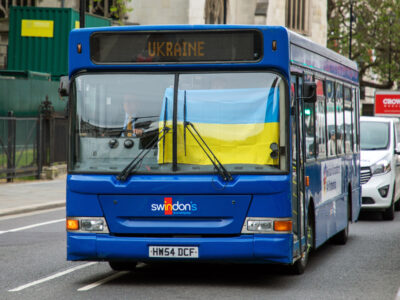 Україна отримає від Британії автобус, перероблений у мобільний шпиталь  