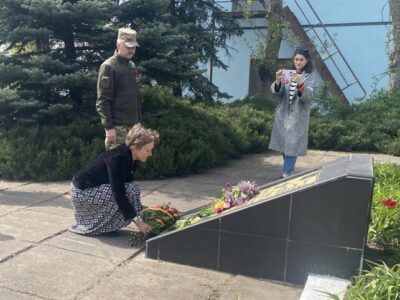 Посол Німеччини в День пам’яті та примирення відвідала село Мощун  