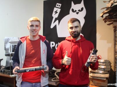 Як із викурених електронних сигарет роблять павербенки для ЗСУ  
